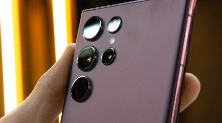 Get the new Samsung Galaxy S22 with AT&T offers