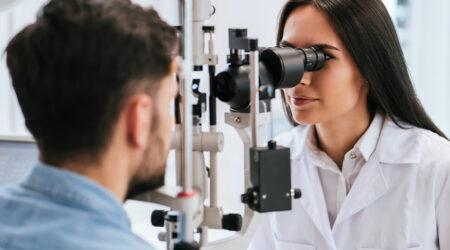 Top 4 questions to ask when consulting an ophthalmologist