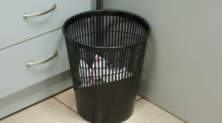 5 tips for using trash cans and bags effectively