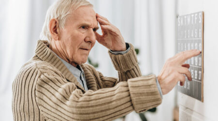 6 signs that indicate progressing dementia