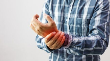 7 things to avoid to manage rheumatoid arthritis