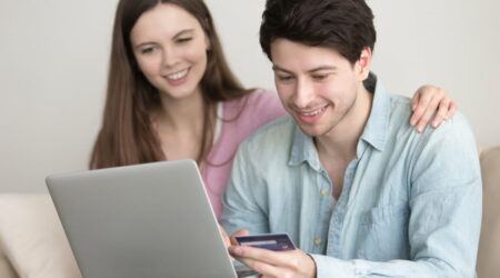 9 Easy Shopping Hacks to Bag the Best Cyber Monday Deals